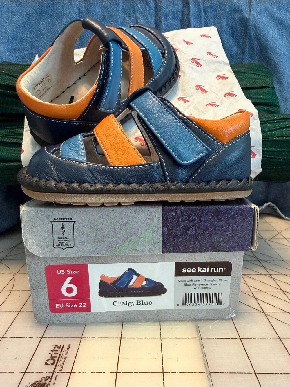 *NEW* See Kai Run Blue Fisherman Sandal Toddler size 6 Sandals in Blue & Orange